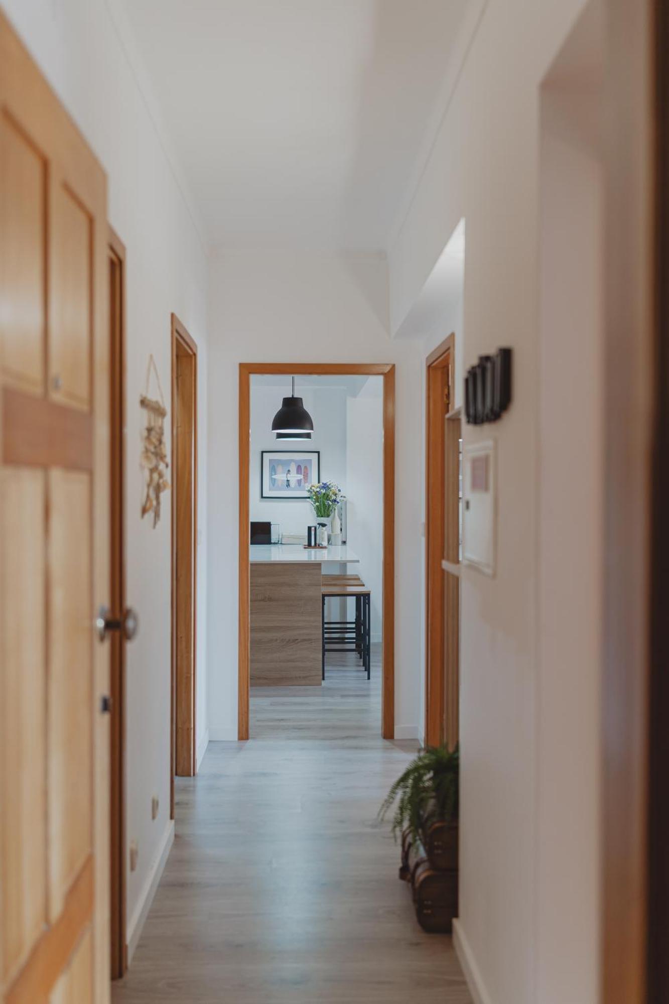 Surf Guesthouse - 7Min Walk To The Beach 파타이아스 외부 사진