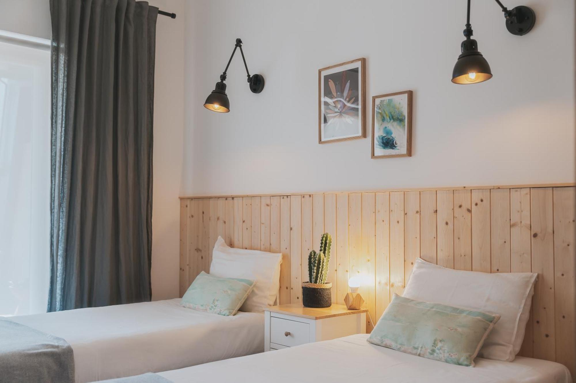 Surf Guesthouse - 7Min Walk To The Beach 파타이아스 외부 사진