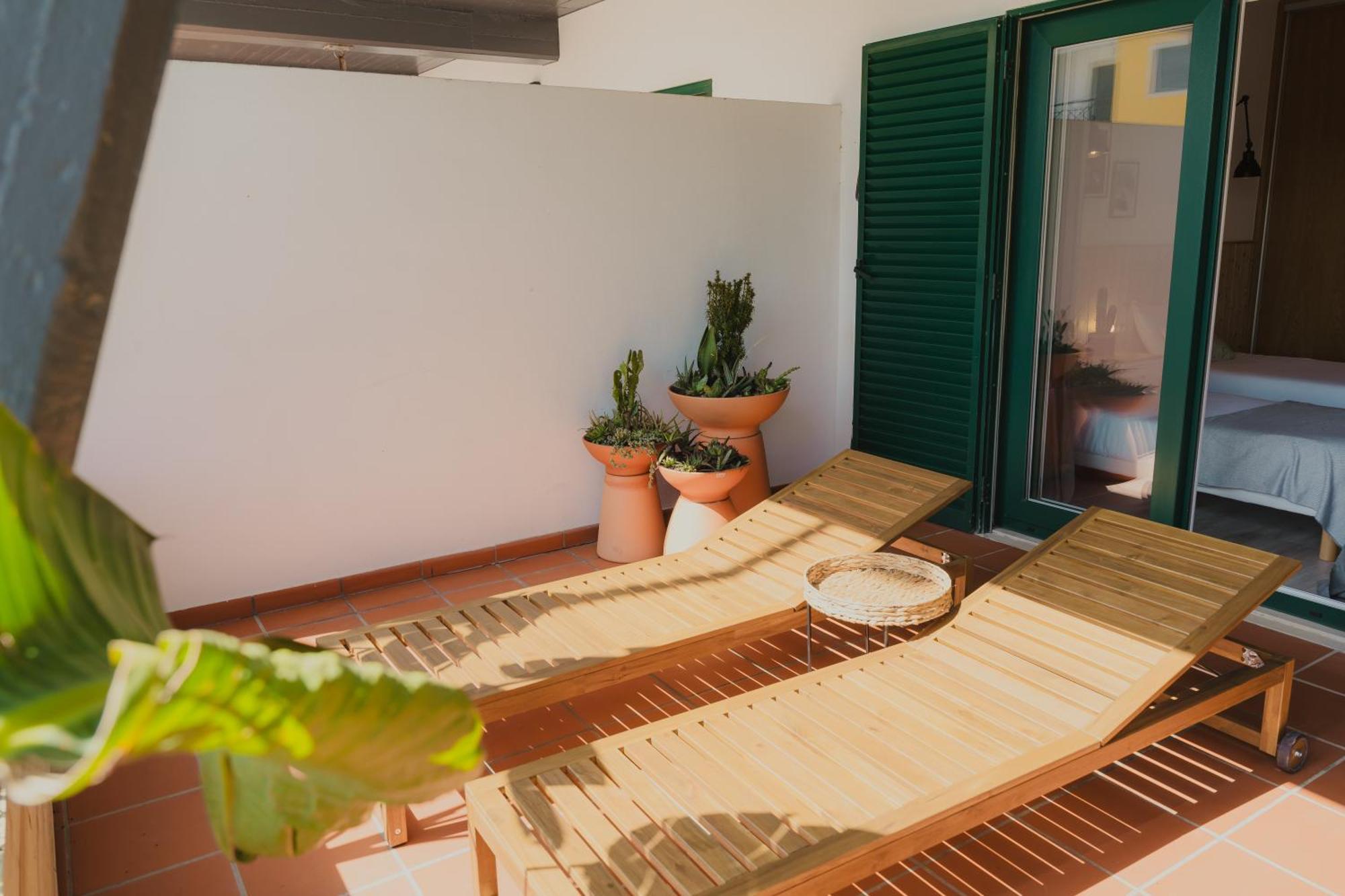 Surf Guesthouse - 7Min Walk To The Beach 파타이아스 외부 사진