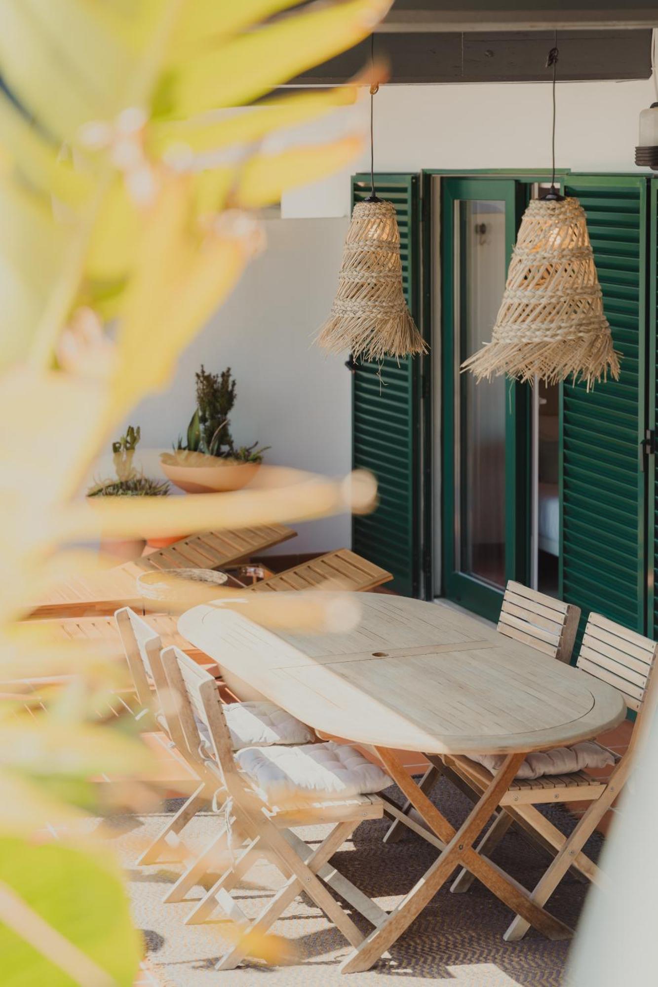 Surf Guesthouse - 7Min Walk To The Beach 파타이아스 외부 사진